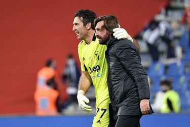Juventus doprial Buffonovi rozlúčku s trofejou: Som hrdý, že som môje pôsobenie ukončil takýmto spôsobom