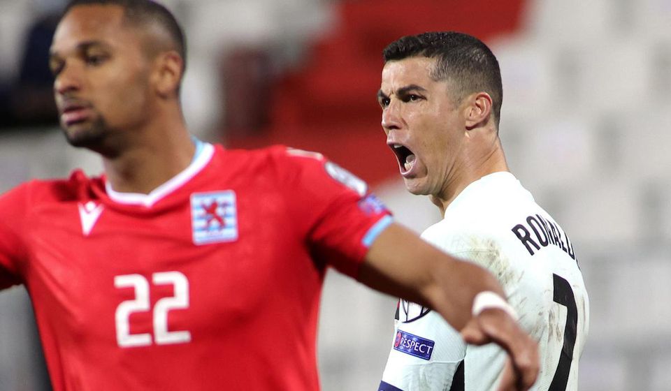 Cristiano Ronaldo v reprezentačnom drese Portugalska v zápase proti Luxembursku