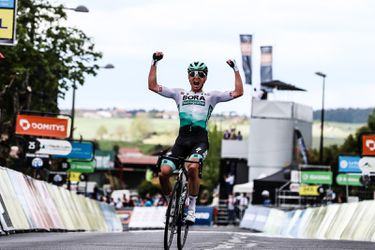 Critérium du Dauphiné: Víťazom 2. etapy sa stal Rakúšan Lukas Pöstlberger
