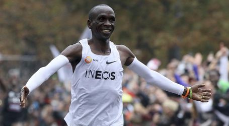 Eliud Kipchoge zvíťazil na maratóne v holandskom Enschede