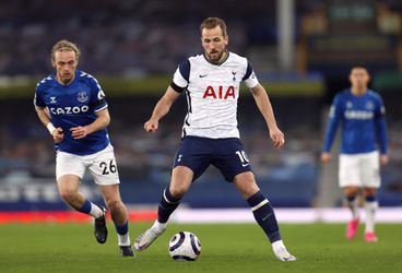 Tottenham remizoval s Evertonom, dva góly strelil Kane aj Sigurdsson