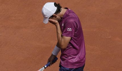 Roland Garros: Dominic Thiem nechápe, čo sa stalo: Forhend bol katastrofa, bekhend tiež katastrofa