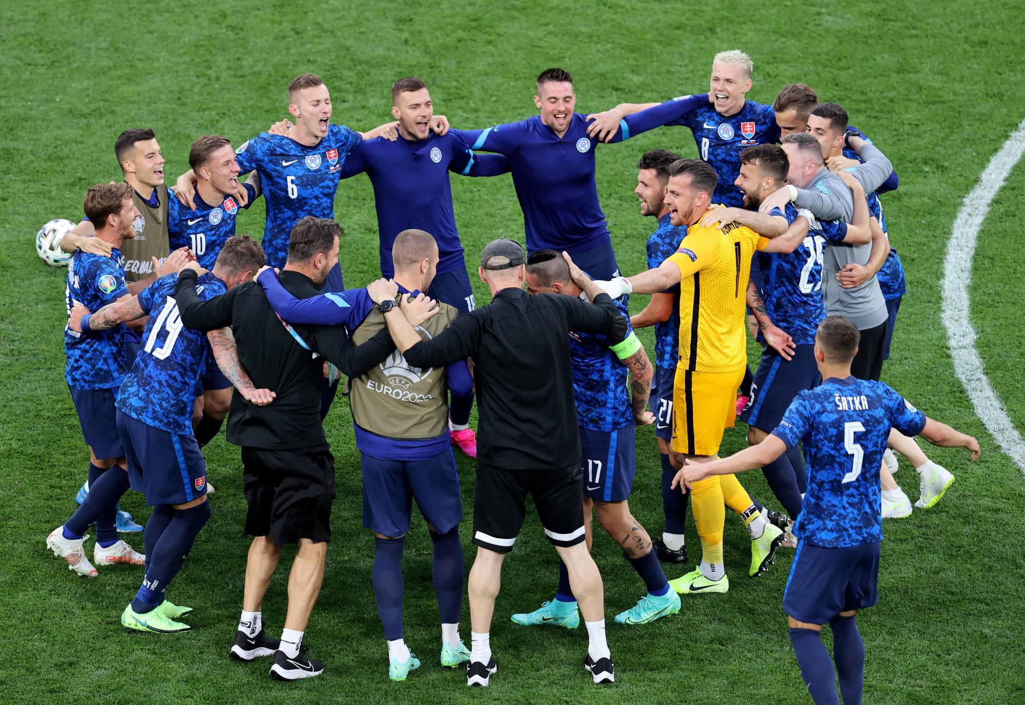 EURO 2020: Poľsko - Slovensko (Slováci sa tešia z víťazstva)