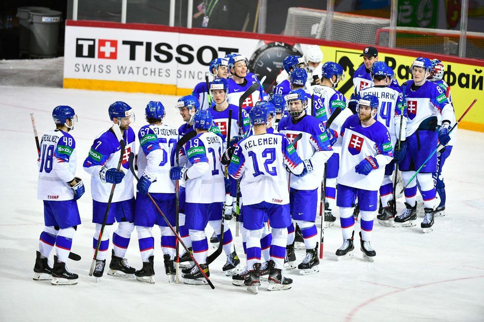 MS v hokeji 2021: Slovensko - Dánsko (slovenskí hokejisti sa tešia z víťazstva)