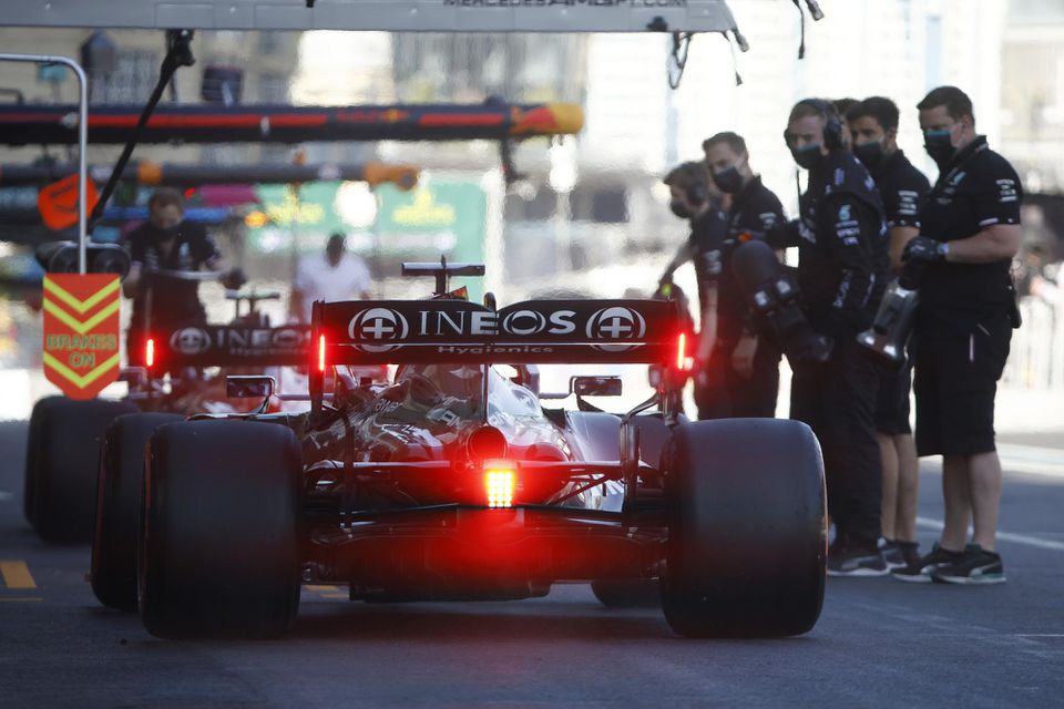 Lewis Hamilton počas Veľkej ceny Azerbajdžanu 2021.