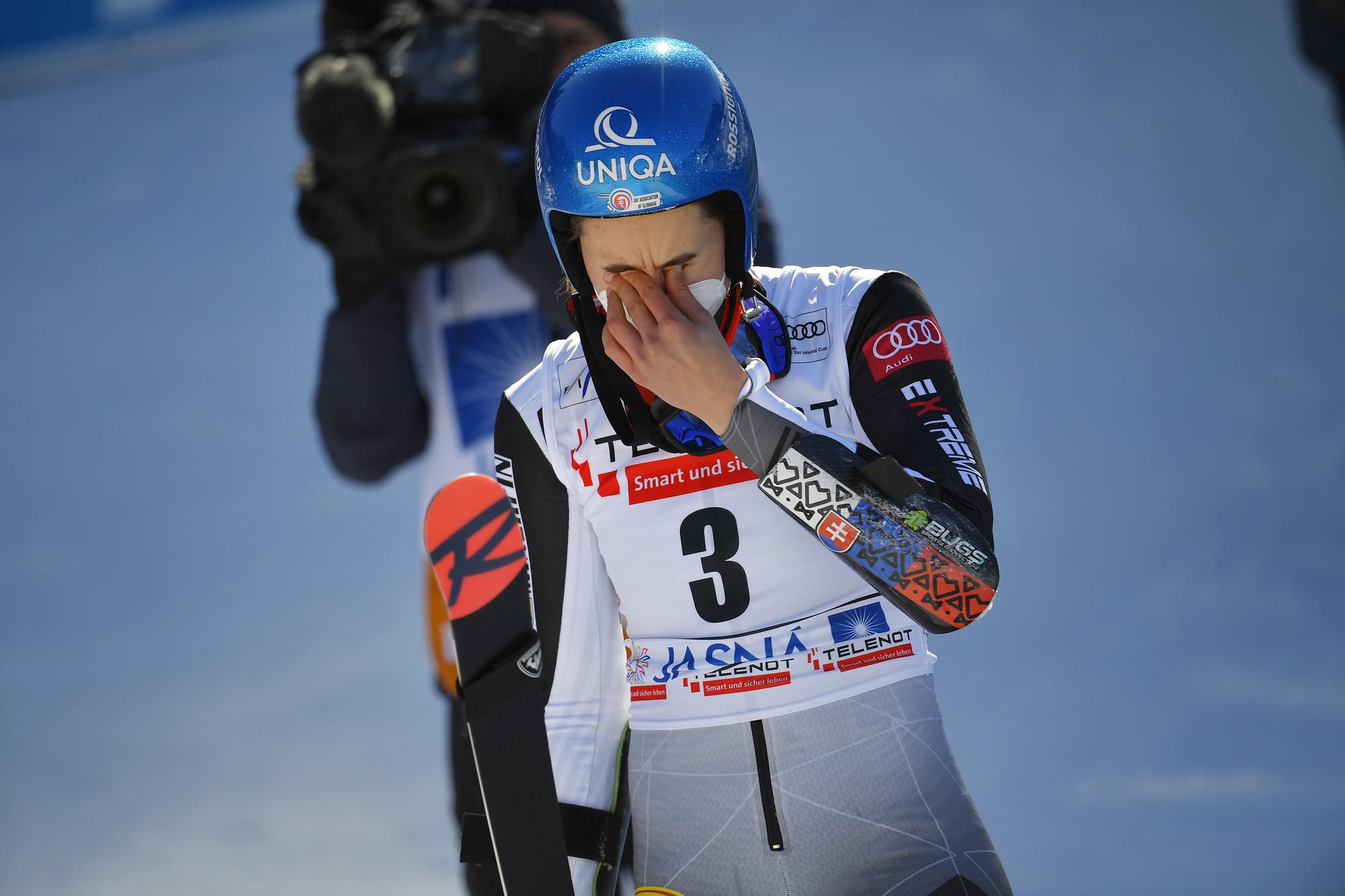 Obrovská radosť Petry Vlhovej v cieli obrovského slalomu v Jasnej.