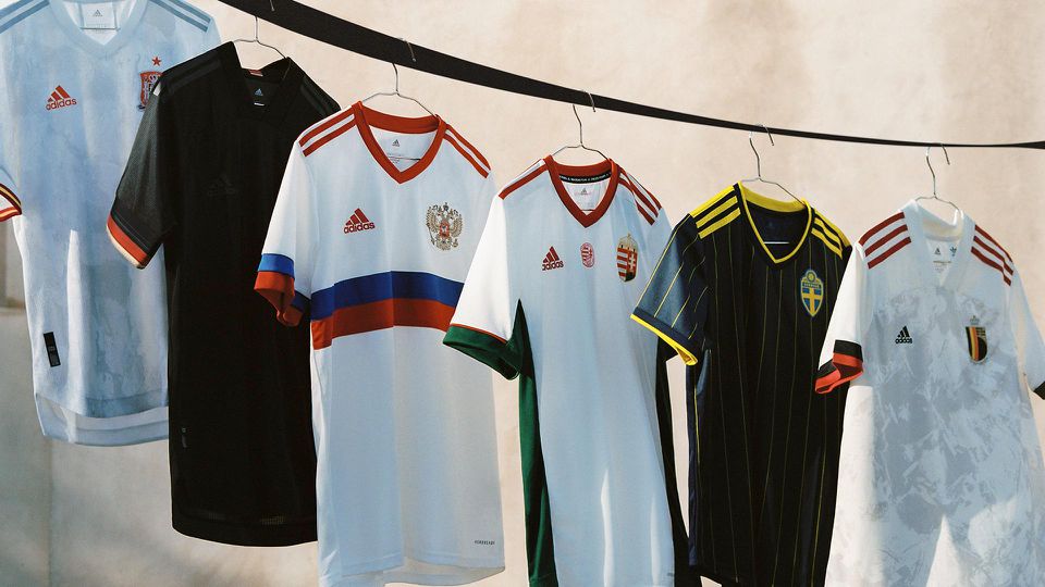 Firma Adidas predstvila dresy krajín pre EURO 2021.
