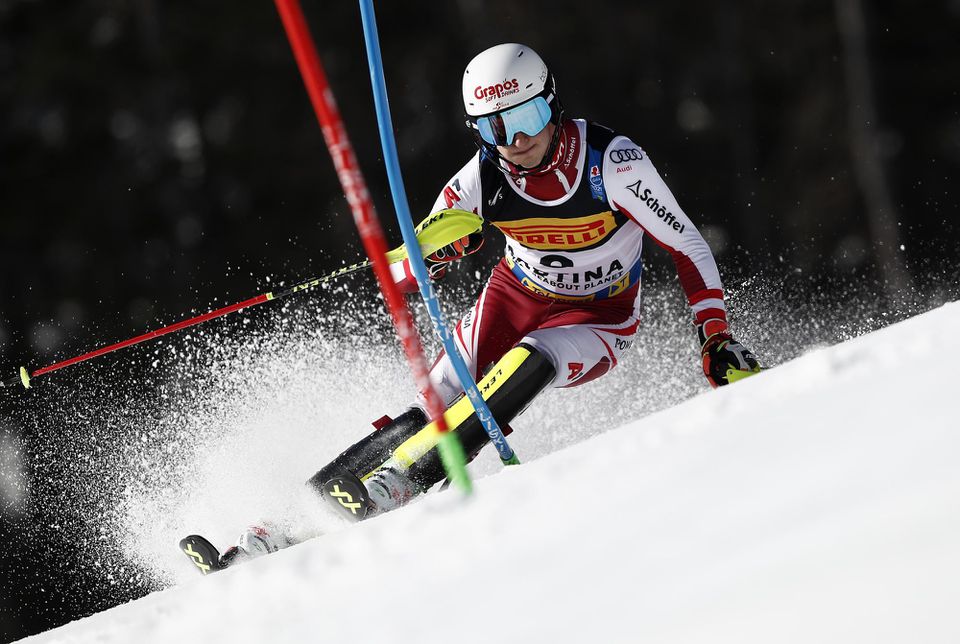 Adrian Pertl počas slalomu na MS