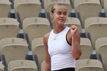 WTA Guadalajara: Anna Karolína Schmiedlová postúpila do štvrťfinále