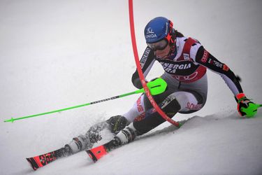 Petra Vlhová bojuje o víťazstvo v 2. kole slalomu v Záhrebe