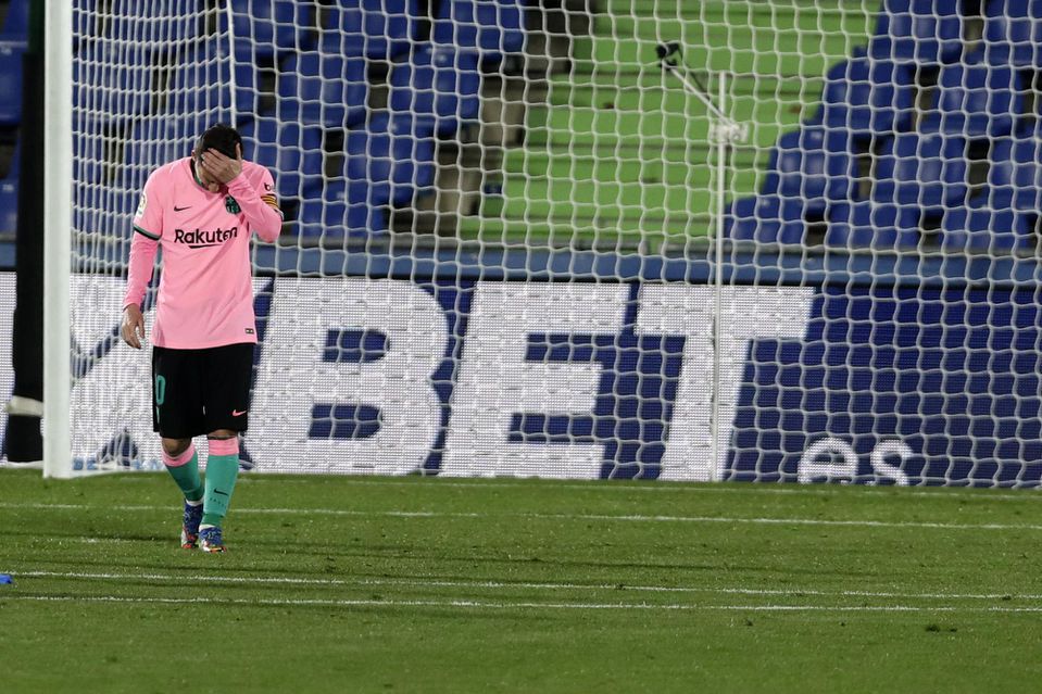 Sklamaný Lionel Messi v zápase s Getafe
