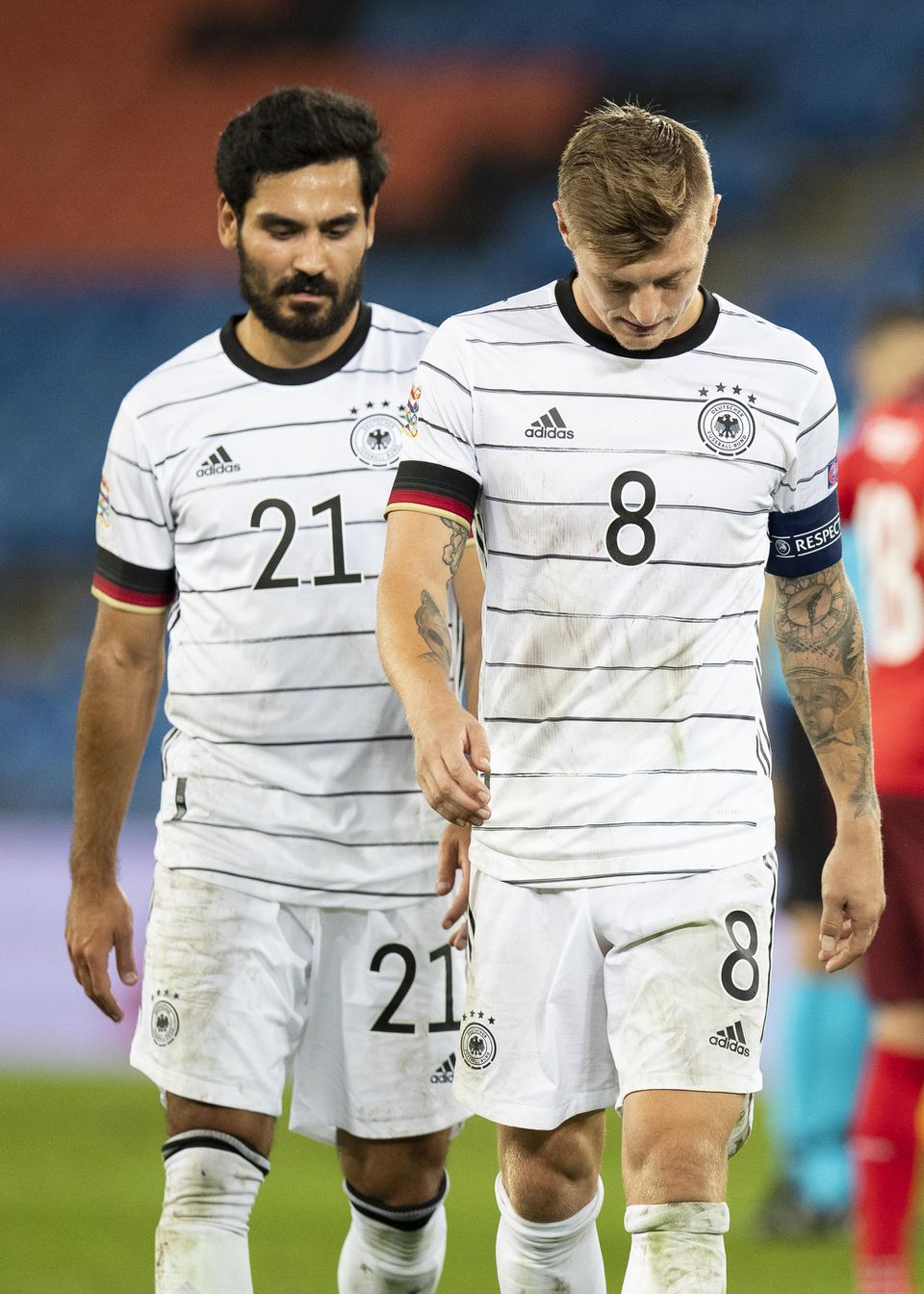 Ilkay Gündogan a Toni Kroos v drese Nemecka