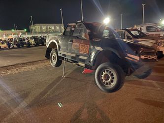 Rely Dakar: Zapletal so Sýkorom po spojazdnení vozidla pokračujú, no už iba nesúťažne