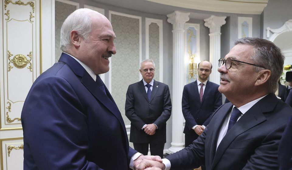Alexander Lukašenko a René Fasel