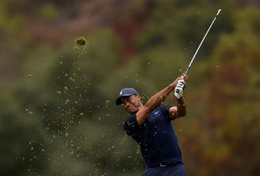 Golf: Tiger Woods má za sebou ďalšiu operáciu chrbta