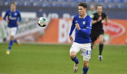 Talentovaný útočník Matthew Hoppe predĺžil kontrakt so Schalke 04