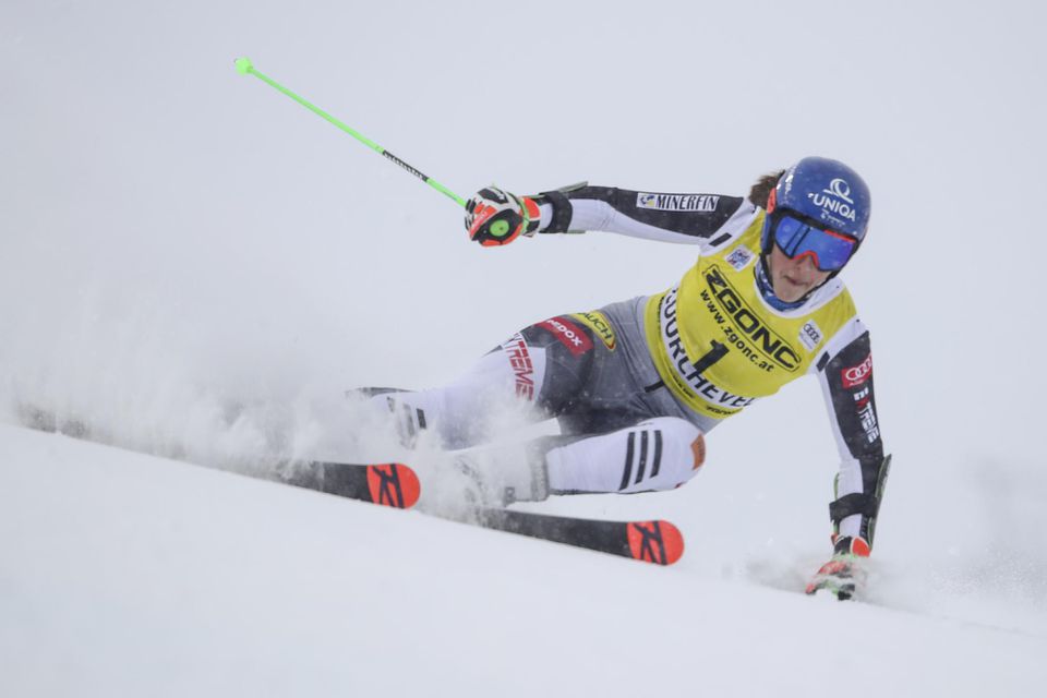 Petra Vlhová počas obrovského slalomu vo francúzskom Courcheveli