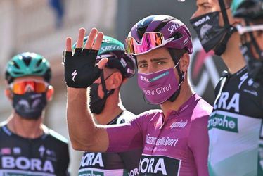 Giro: Saganovi etapa vôbec nevyšla. Nepochopiteľná chyba na prémii a nevydarený záver