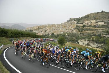 UCI spustí vyšetrovanie nehody s vrtuľníkom na Giro d'Italia