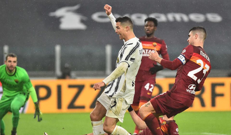 Cristiano Ronaldo v zápase Juventus - AS Rím