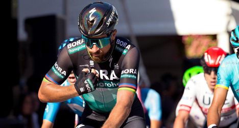 Giro: Petrovi Saganovi v 2. etape len tesne ušlo víťazstvo