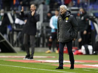 Borussia Dortmund po výprasku od Stuttgartu odvolala trénera Favreho