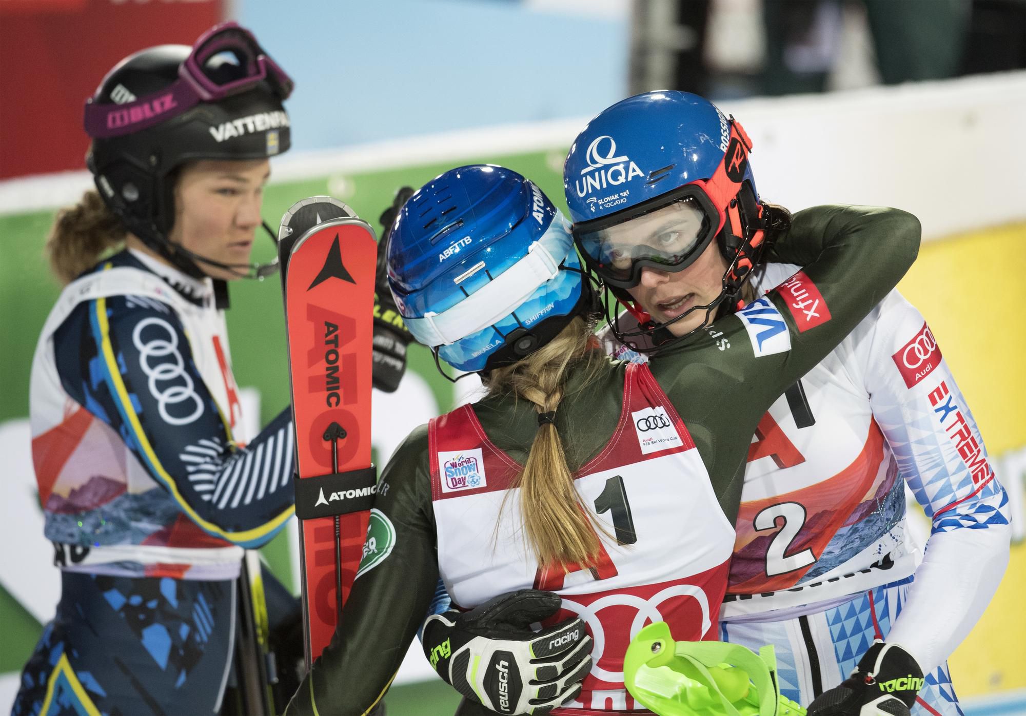 Petra Vlhová a Miakela Shiffrinová