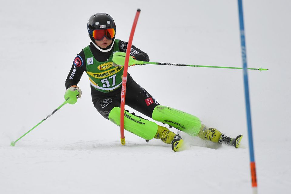 Petra Hromcová na trati počas 1. kola slalomu Svetového pohára v Jasnej
