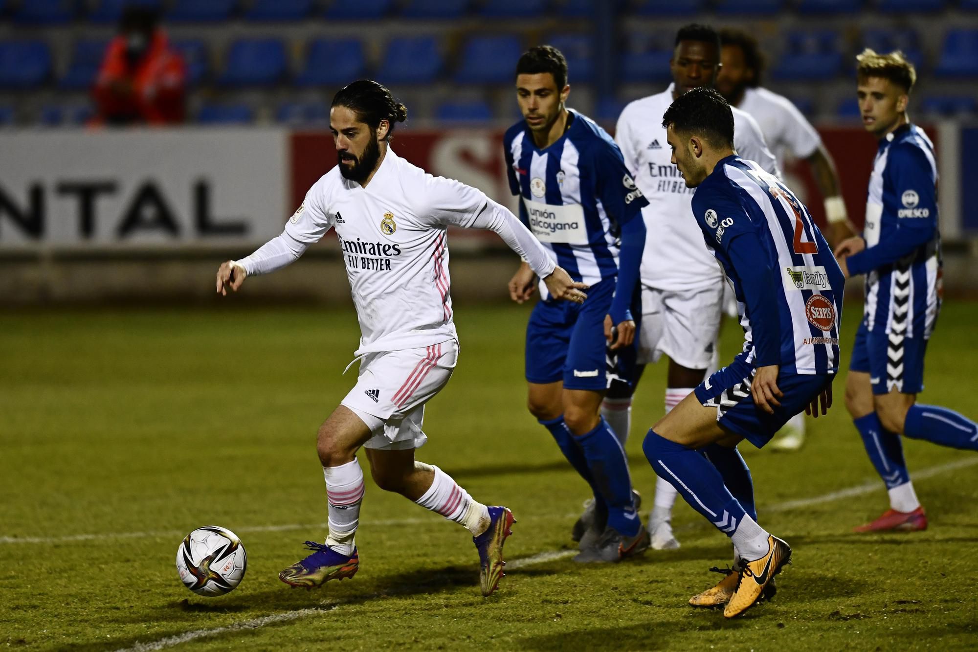 Hráč Realu Madrid Isco v zápase Copa del Rey.