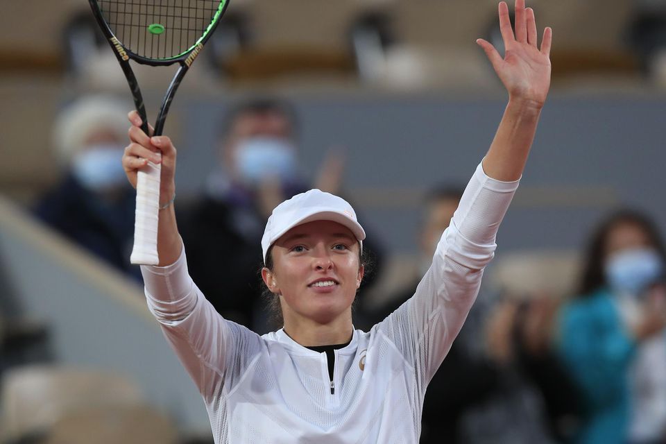 Poľská tenistka Iga Swiateková po výhre nad Simonou Halepovou v semifinále Roland Garros