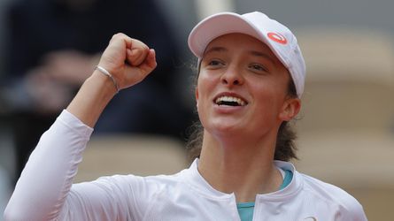 WTA Varšava: Swiateková oslavuje titul na domácej pôde. Súperku zmietla z kurtu