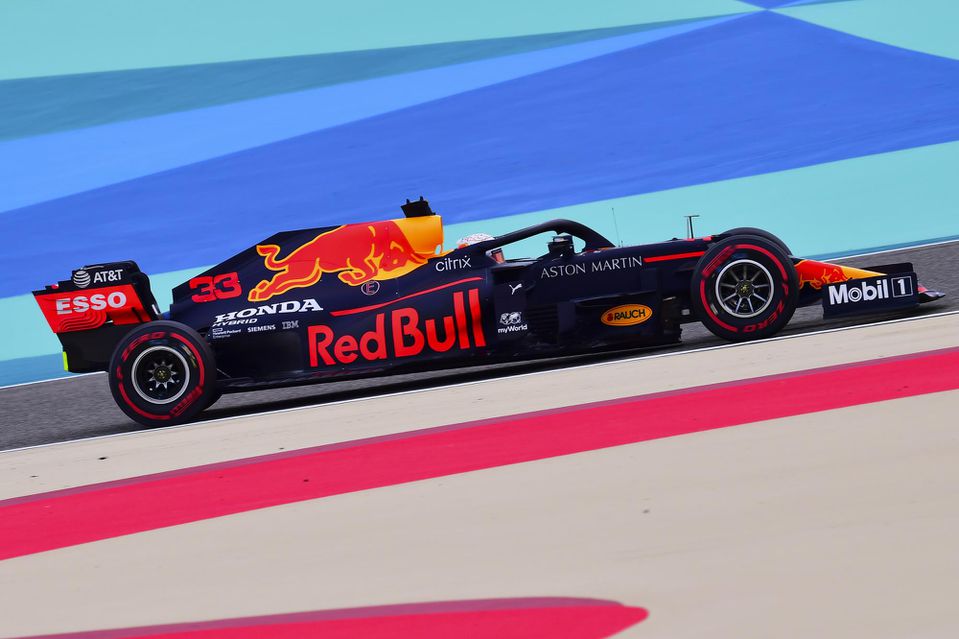 Max Verstappen počas tretieho tréningu na Veľkej cene Bahrajnu