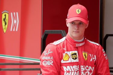 Mick Schumacher s veľkou šancou na titul v F2: Rozhodne sa v Bahrajne