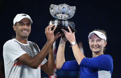 Australian Open: Rajeev Ram s Barborou Krejčíkovou víťazmi miešanej štvorhry