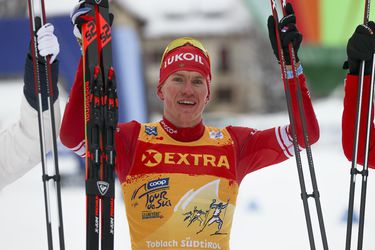 Tour de Ski: Rus Alexander Boľšunov vyhral v Dobbiacu 4. etapu a potvrdil post lídra
