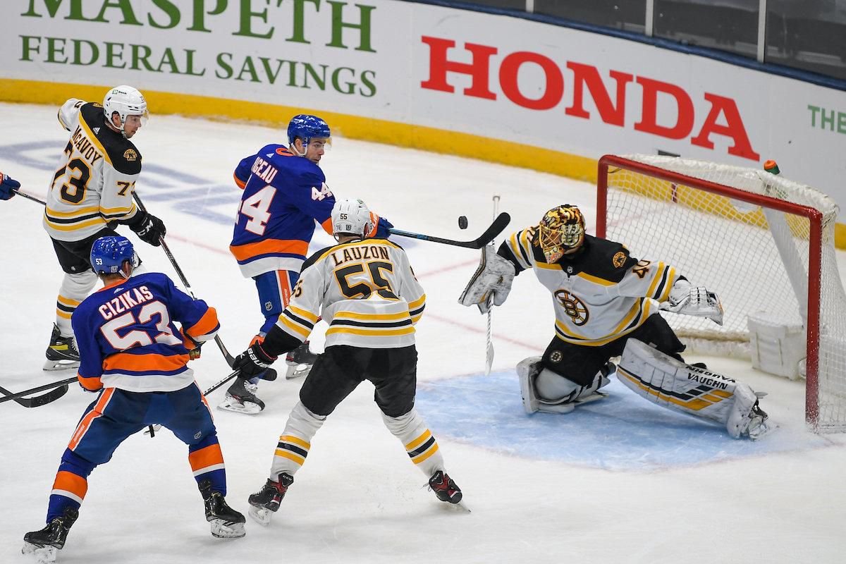 Boston Bruins - New York Islanders.