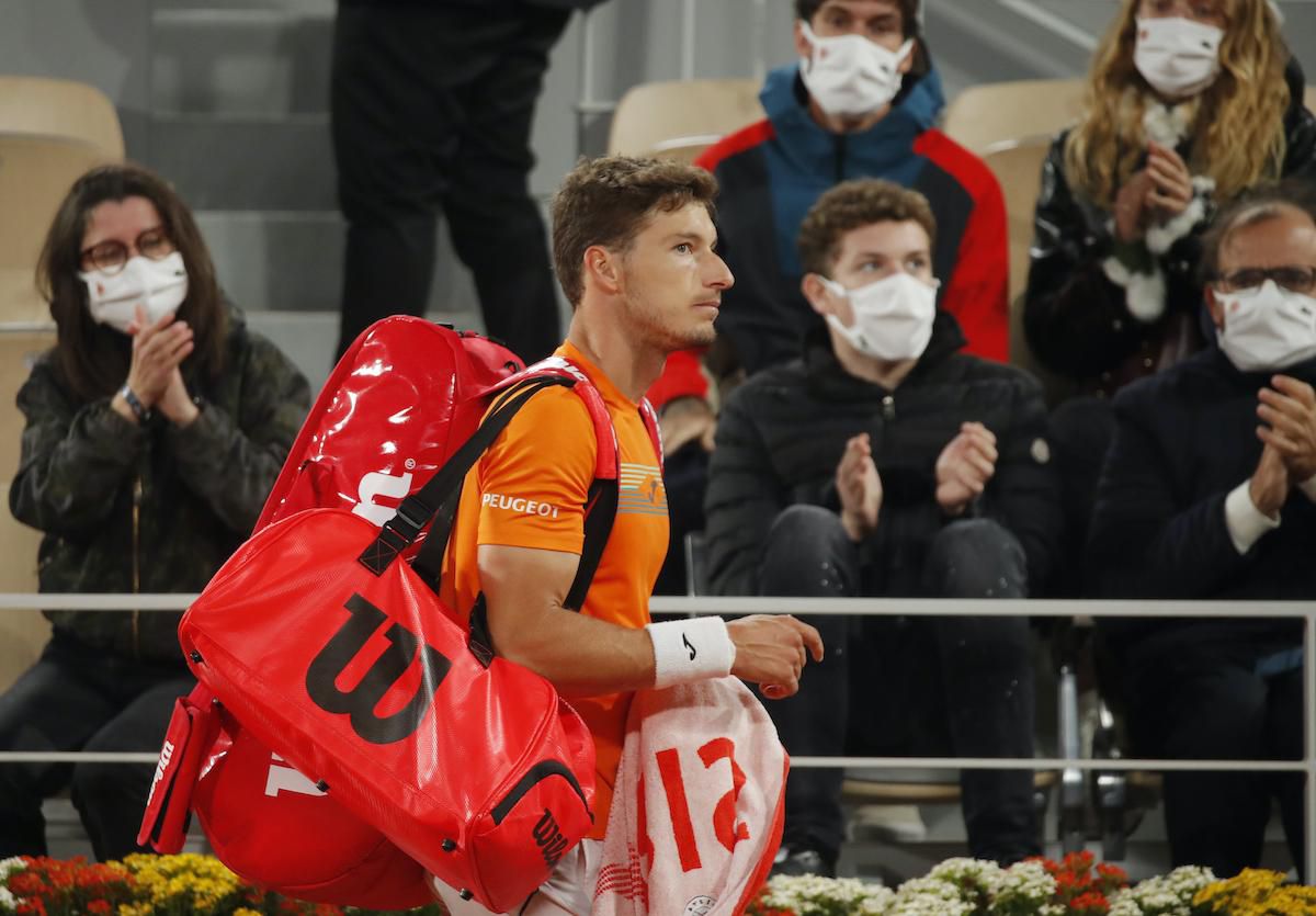 Pablo Carreno Busta opúšťa kurt.