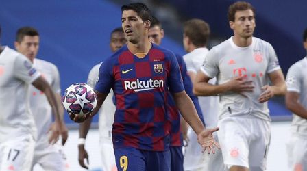 Niekoľko dní som preplakal, Suárez priznáva, že odchod z Barcelony niesol ťažko