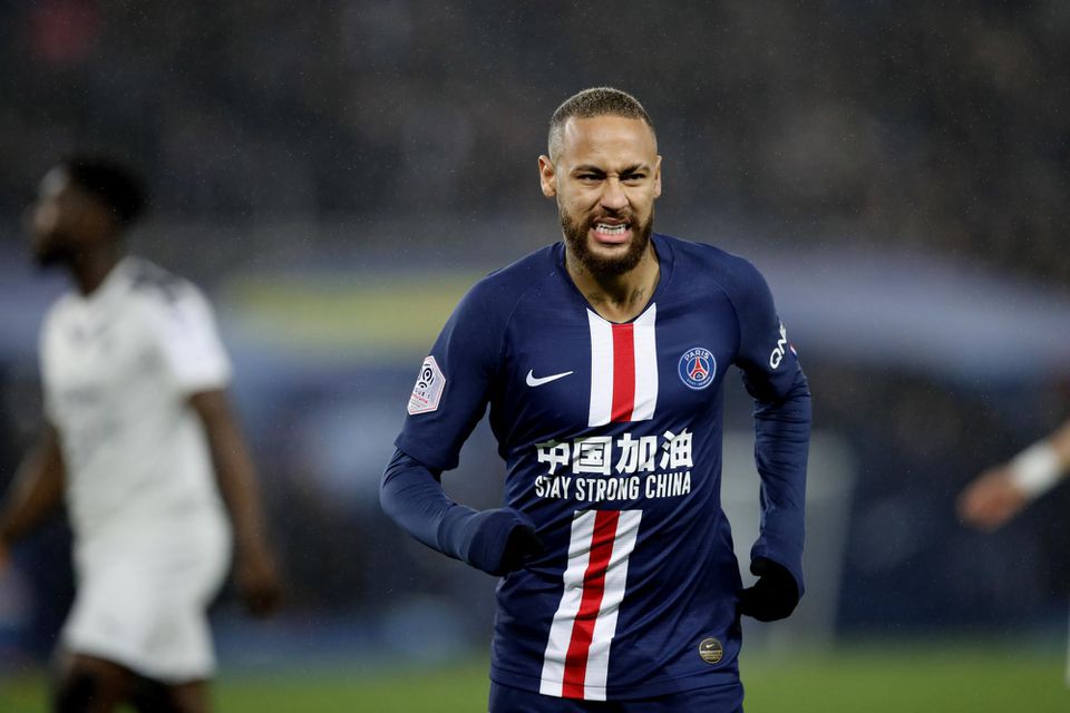 Futbalista Paríža St. Germain Neymar.