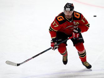 Kuriózna situácia v KHL, hráč Rigy ukradol Kovaľčukovi hokejku, v klube okamžite skončil