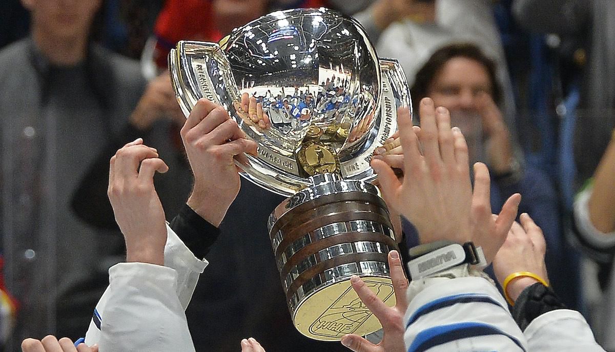 Il existe une énorme demande de billets pour la Coupe du monde de hockey.  Les Tchèques ont inventé un concours pour le droit de premier refus