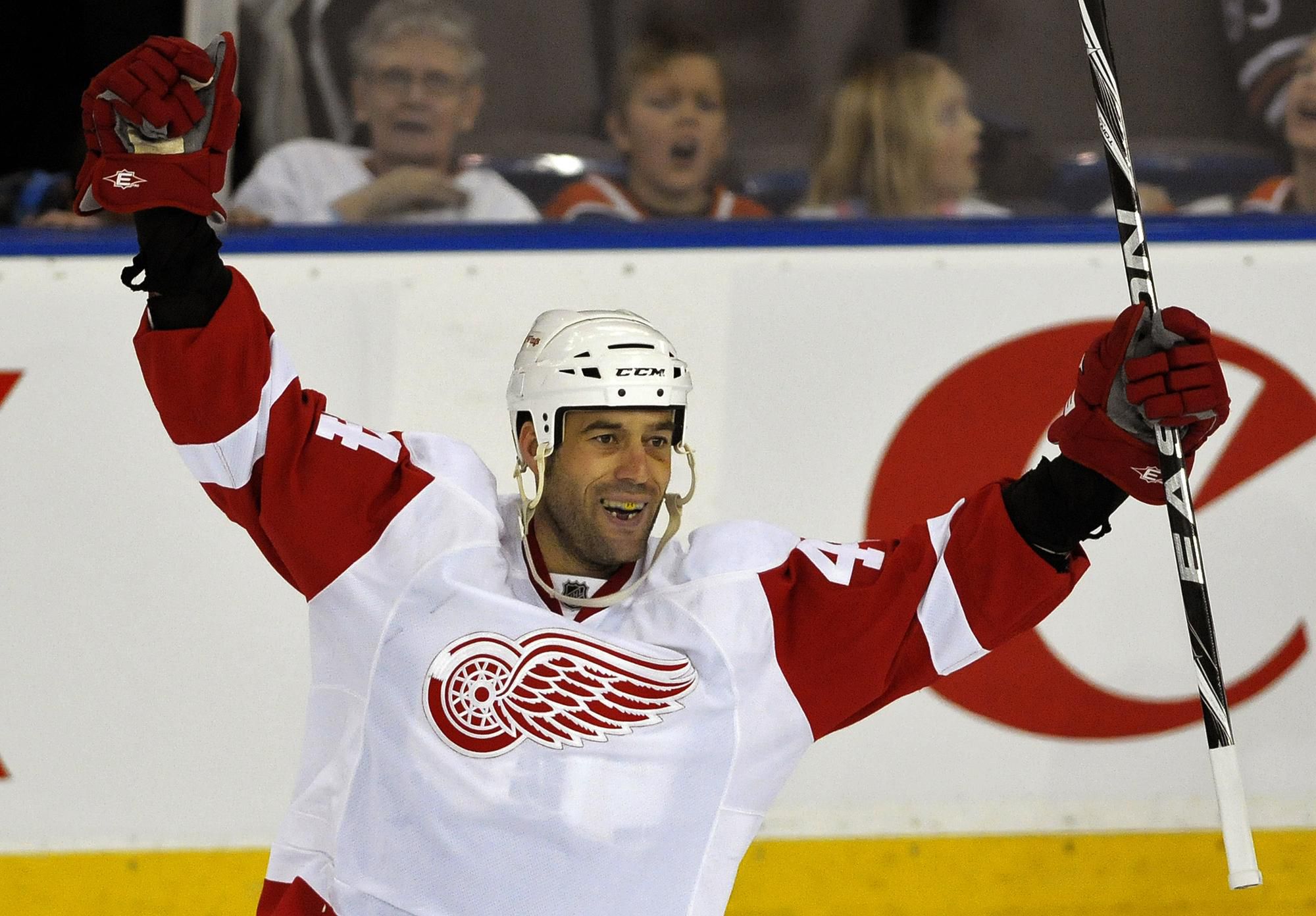 Todd Bertuzzi v drese Detroitu Red Wings