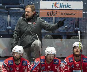 Stále dúfam, že sa bratislavský klub raz vráti do KHL, hovorí fínsky tréner Petri Matikainen