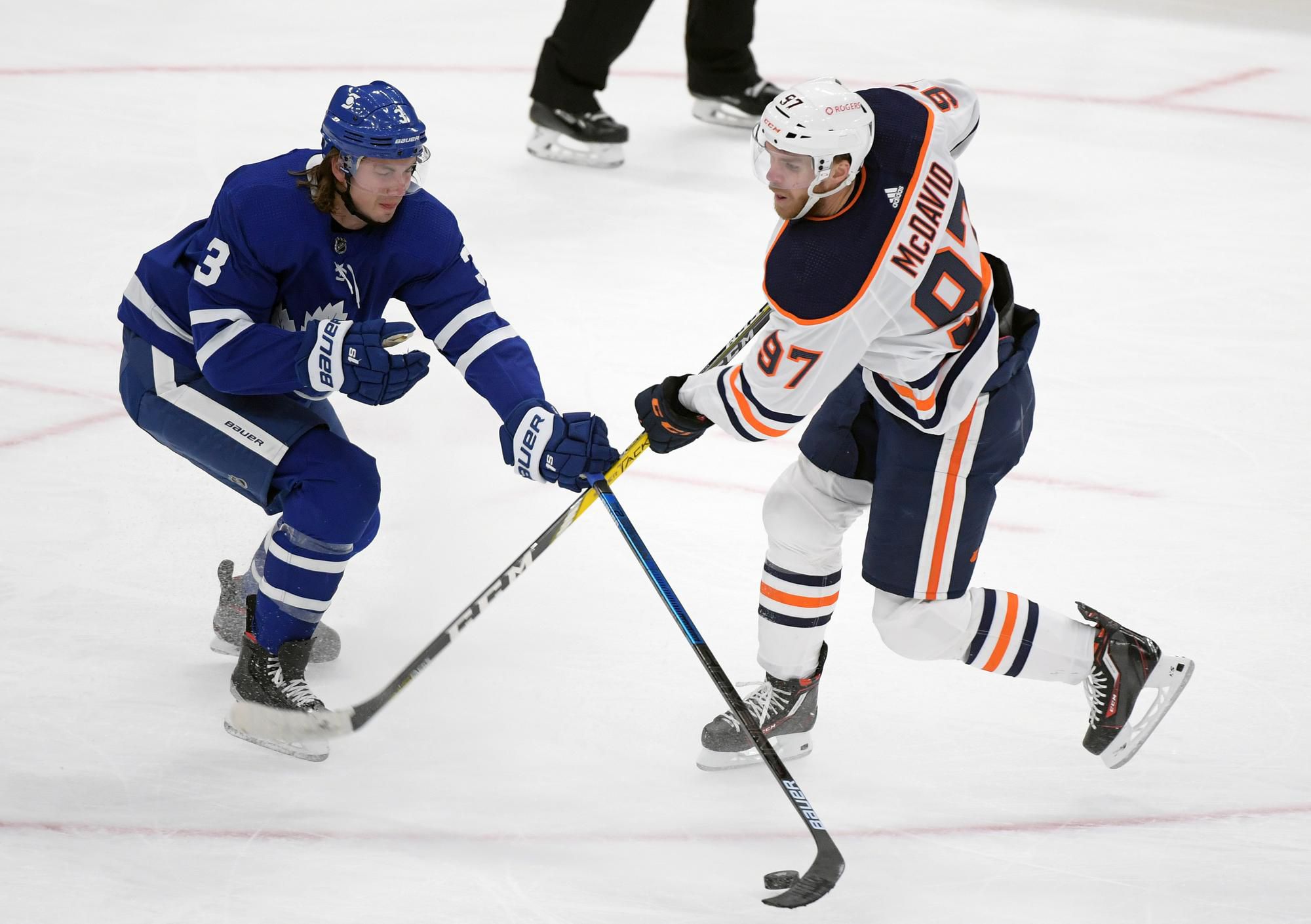 Edmonton Oilers - Toronto Maple Leafs.