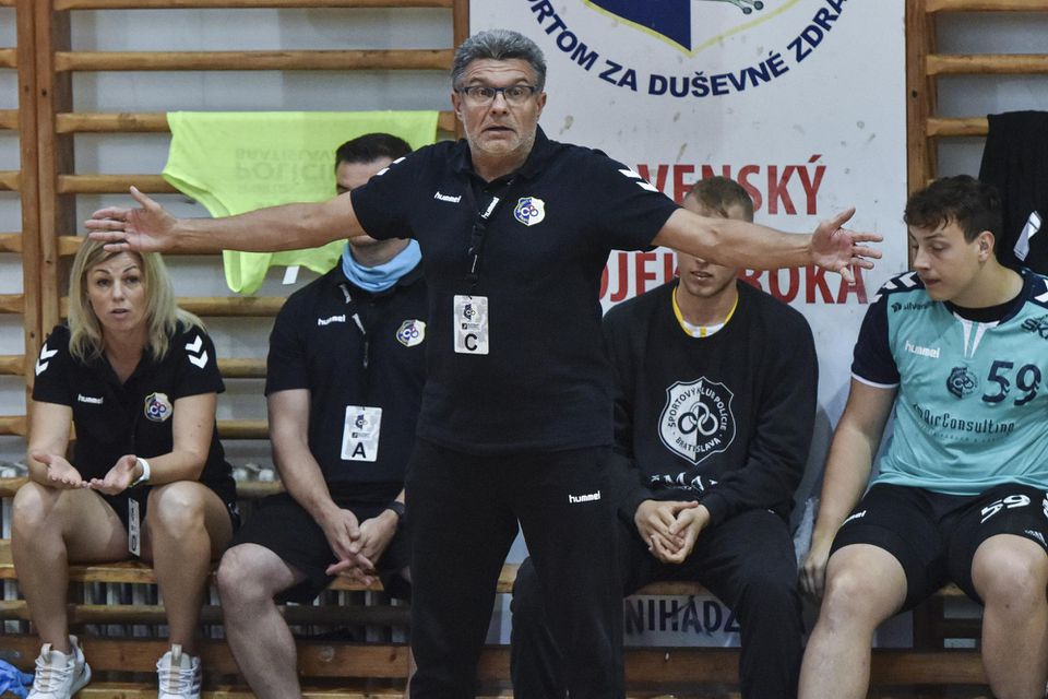 tréner ŠKP Bratislava Dušan Baďura