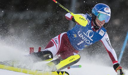 Rakúska slalomárka Truppeová sa v Jasnej zranila a má po sezóne