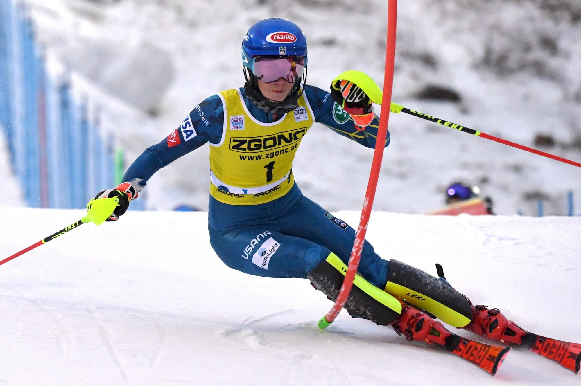 Prvá súťažná jazda Mikaely Shiffrinovej po 300 dňoch.