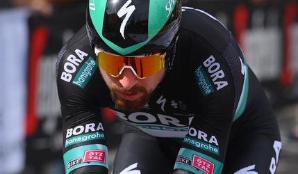 Giro: Úvodnú časovku ovládol majster sveta Ganna, Peter Sagan sa nezmestil do top 100