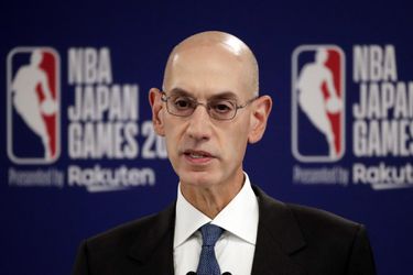 Komisár NBA prezradil, či budú od hráčov žiadať, aby sa dali zaočkovať
