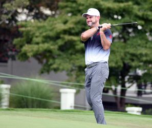 Golf: US Open: Rory Sabbatini klesol, vedie Matthew Wolff